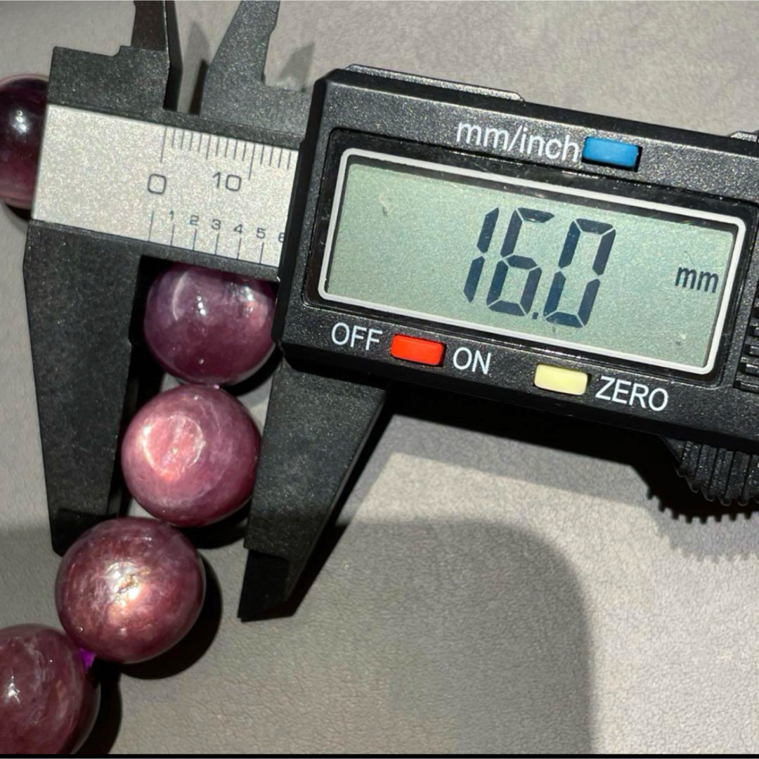セール❗️超大玉❗️パープルマイカ(葡萄パープル色)16mm天然石ブレスレット レディースのアクセサリー(ブレスレット/バングル)の商品写真