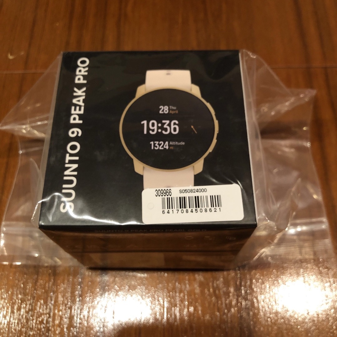 新品　SUUNTO 9 PEAK PRO PEARL GOLD  メンズの時計(腕時計(デジタル))の商品写真