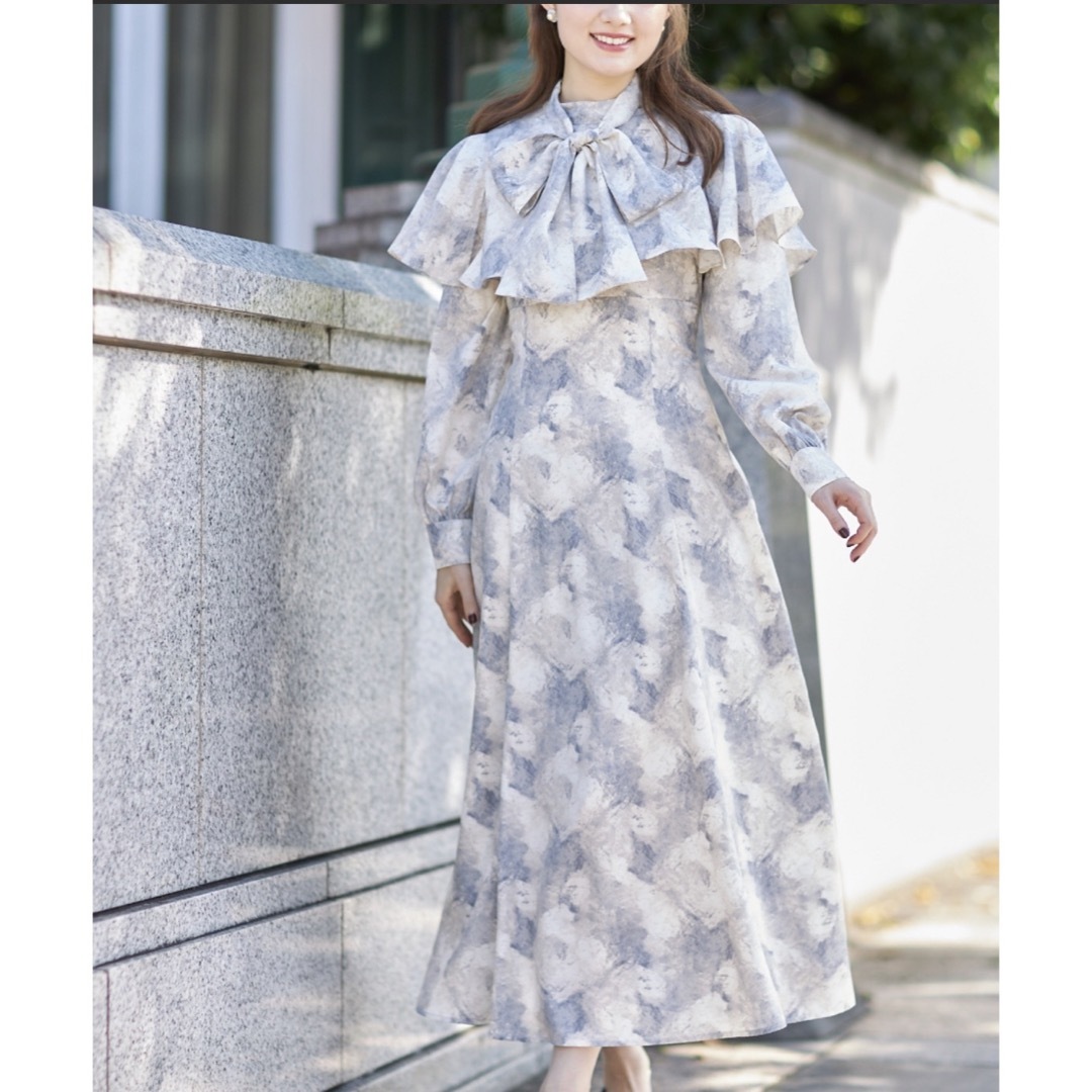 TOCCO closet(トッコクローゼット)のtocco closet バックレースアップワンピース　ボウタイリボン付き レディースのワンピース(ロングワンピース/マキシワンピース)の商品写真