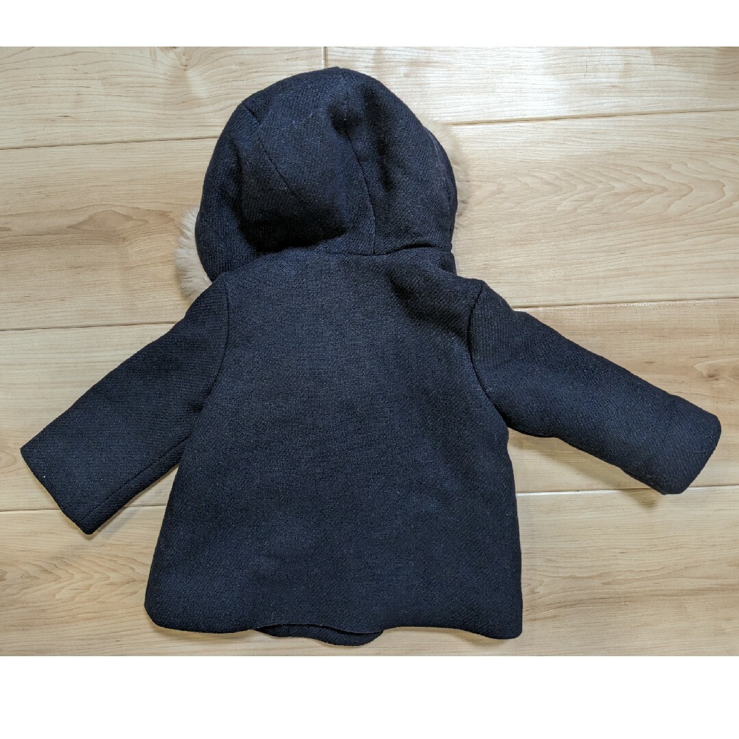 ZARA(ザラ)のZARA BabyGirl 女の子用アウター コート 80センチ キッズ/ベビー/マタニティのベビー服(~85cm)(ジャケット/コート)の商品写真