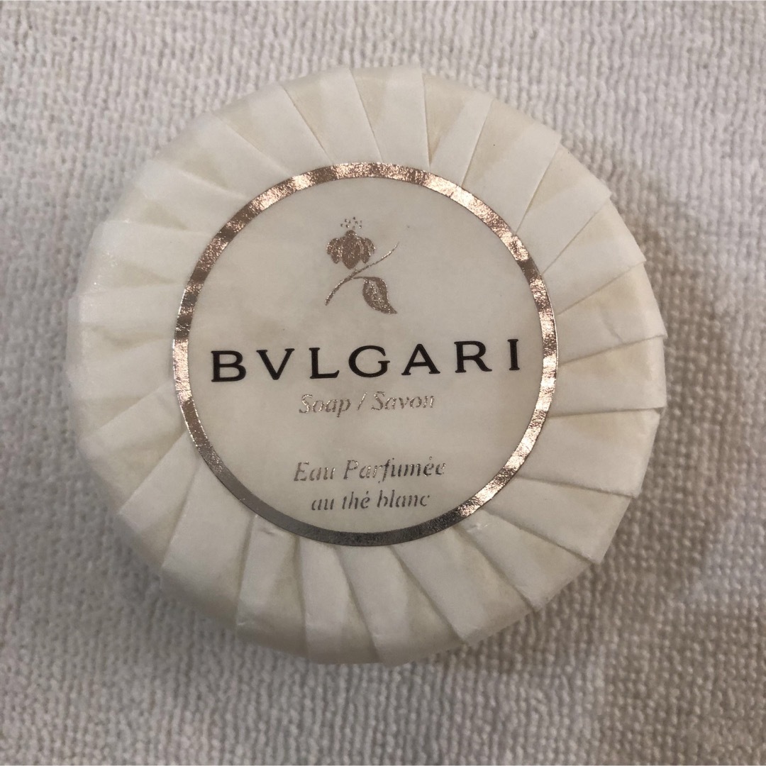 BVLGARI(ブルガリ)のブルガリ BVLGALI  オパフメ オーテブラン ソープ 50g 石けん コスメ/美容のボディケア(ボディソープ/石鹸)の商品写真