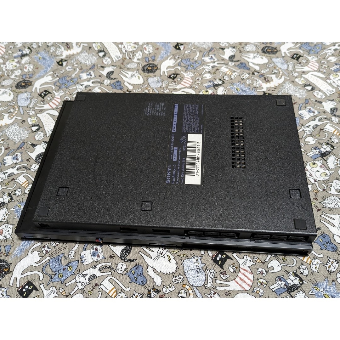 PlayStation2(プレイステーション2)のPlayStation2　SCPH-90000 エンタメ/ホビーのゲームソフト/ゲーム機本体(家庭用ゲーム機本体)の商品写真