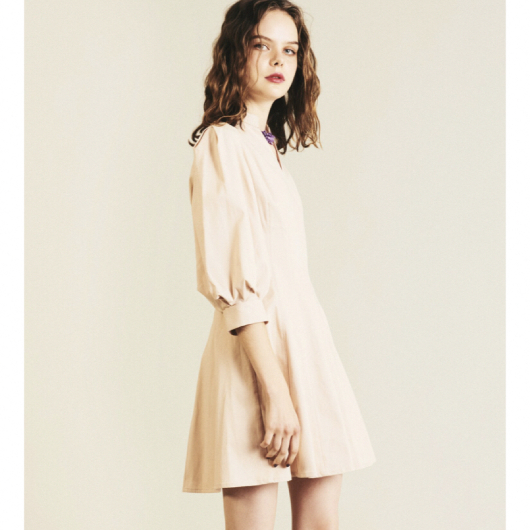 Lochie(ロキエ)のLilly brown  one-piece beige🤎 レディースのワンピース(ミニワンピース)の商品写真