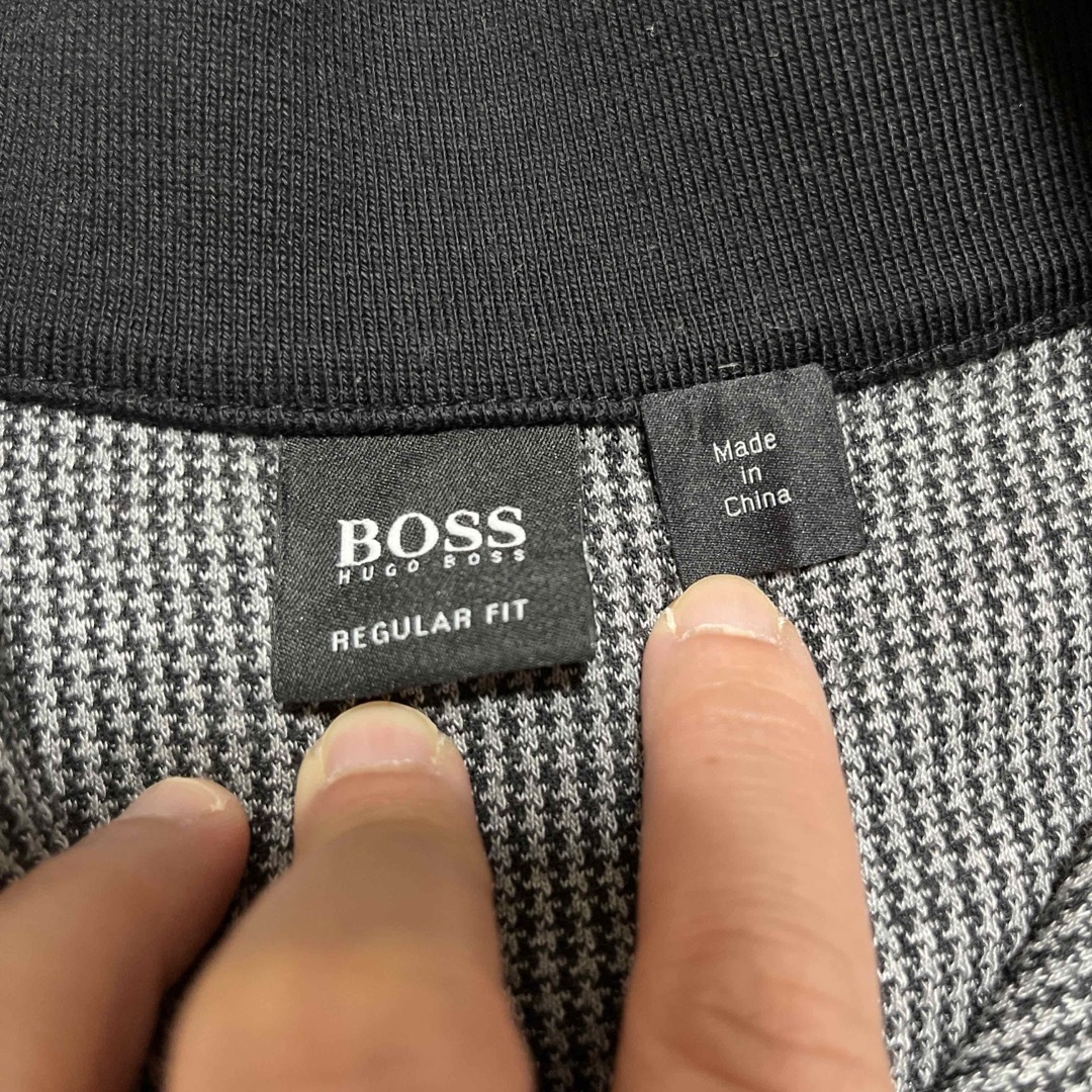 HUGO BOSS(ヒューゴボス)の【HUGO BOSS】Sサイズ⭐︎グレーのプルオーバー メンズのトップス(ニット/セーター)の商品写真