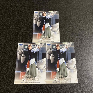 ホッカイドウニホンハムファイターズ(北海道日本ハムファイターズ)の23BBM 波瑠 女優 始球式 シークレット版レギュラーカード2枚セット(女性タレント)