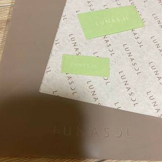 ルナソル(LUNASOL)のプレゼント(ファンデーション)