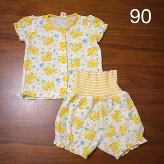 90 女の子 夏 サマー 半袖パジャマ 黄色 花柄 涼しい素材(パジャマ)