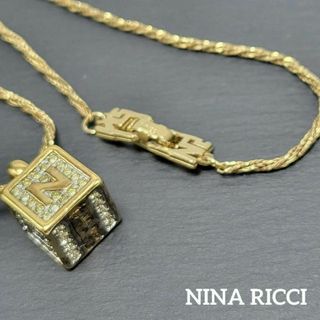 ニナリッチ(NINA RICCI)のNINA RICCI ロングネックレス 60cm ストーン キューブ ゴールド(ネックレス)