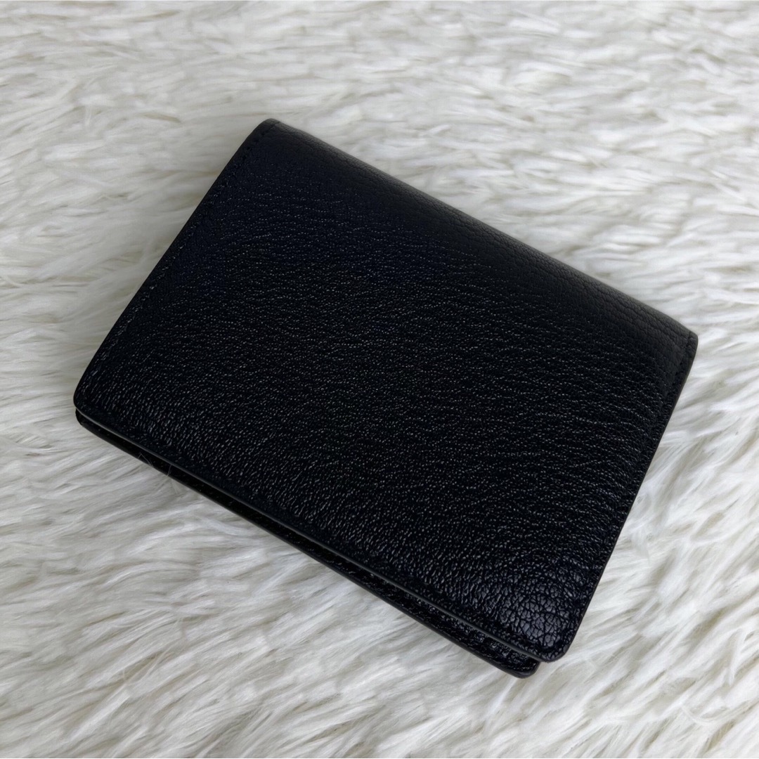 miumiu(ミュウミュウ)の新品♡RFIDモデル♡カード♡保存箱付♡ミュウミュウ パール リボン ミニ財布 レディースのファッション小物(財布)の商品写真