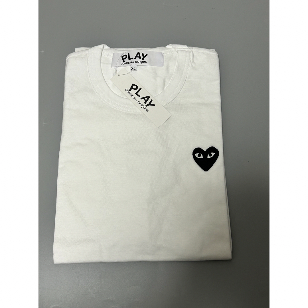 COMME des GARCONS(コムデギャルソン)のメンズXL半袖Tシャツ★新品★送料込★プレイコムデギャルソンPLAY メンズのトップス(Tシャツ/カットソー(半袖/袖なし))の商品写真