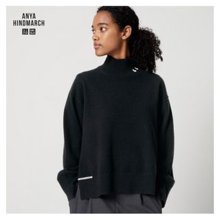 アニヤハインドマーチ(ANYA HINDMARCH)のUNIQLO ユニクロ　アニヤ　カシミヤハイネックセーター　ブラック　L (ニット/セーター)