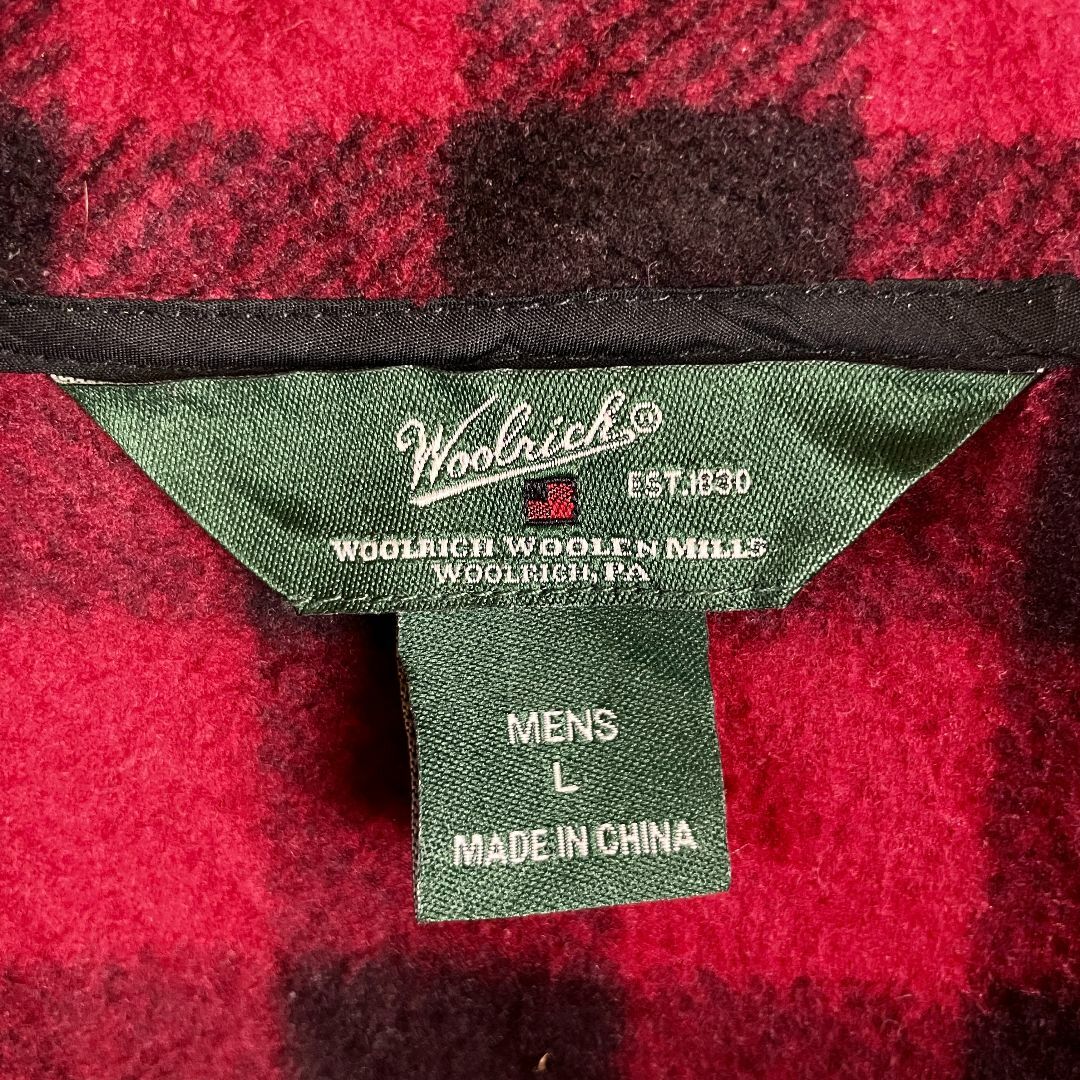 WOOLRICH(ウールリッチ)のUSA古着 ウールリッチ フリースベスト バッファローチェック 赤 黒 L メンズのトップス(ベスト)の商品写真