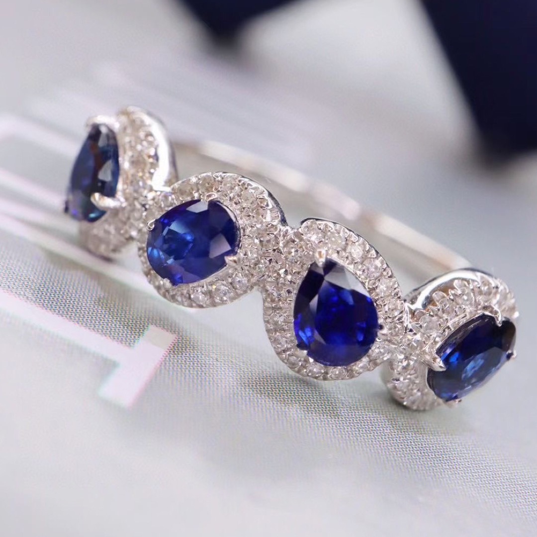 天然 ロイヤルブルーサファイア ダイヤ リング0.85ct k18 ¥ レディースのアクセサリー(リング(指輪))の商品写真