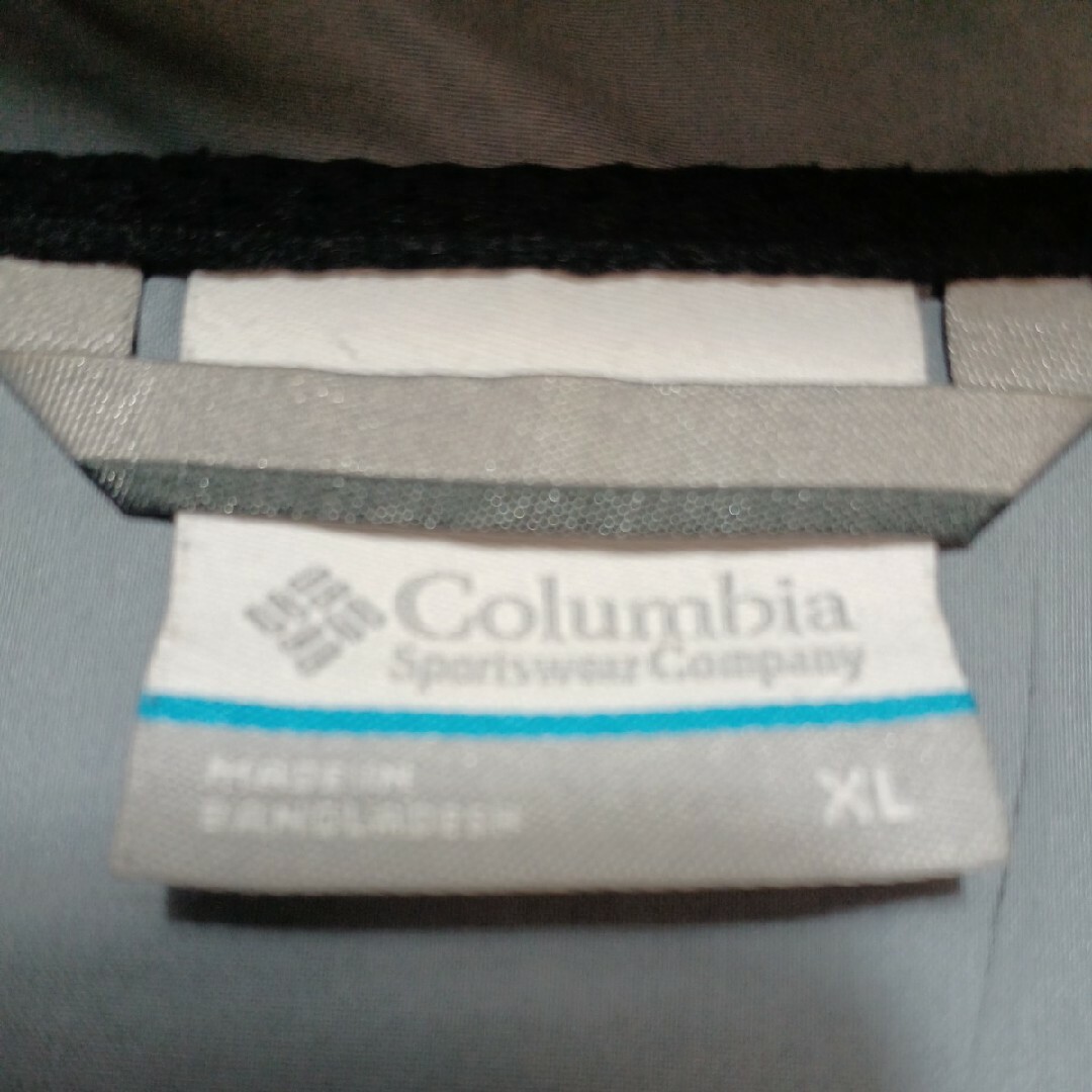 Columbia(コロンビア)の77♪US古着コロンビアレディースナイロンジャケットブラックUS-XL日本2XL レディースのジャケット/アウター(ナイロンジャケット)の商品写真