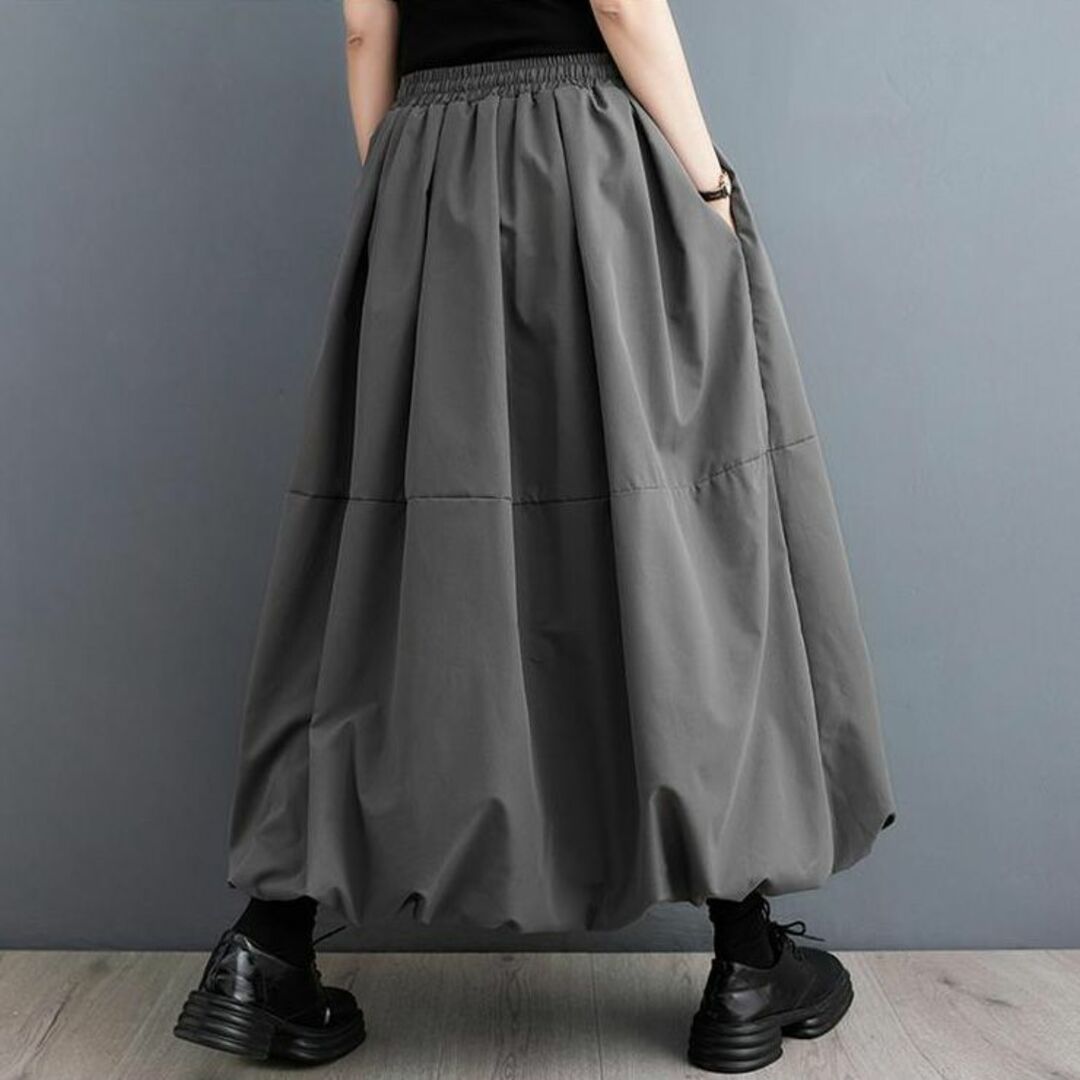 バルーンスカート ロングスカート グレー 大人シルエット ウエストゴム レディースのスカート(ロングスカート)の商品写真