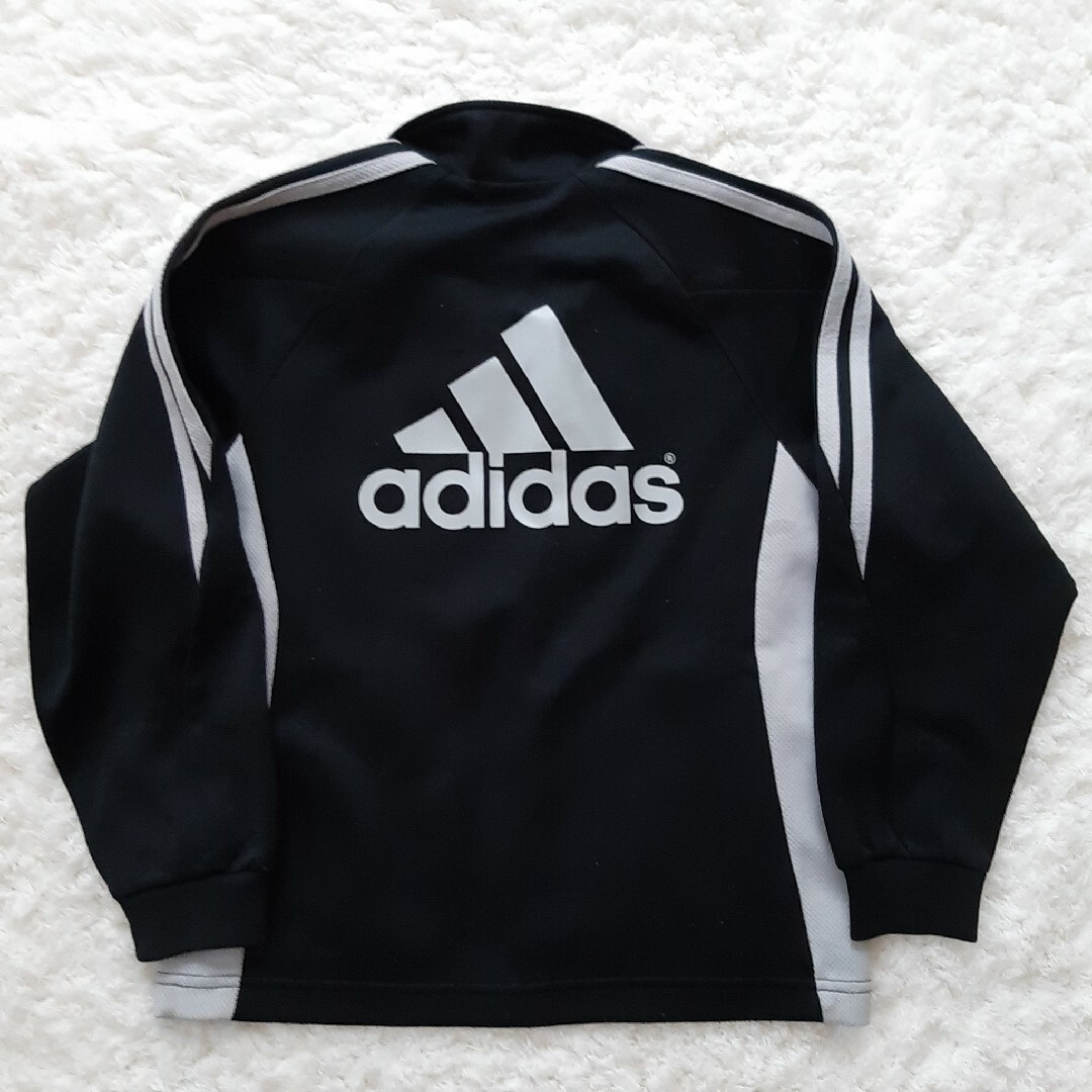 adidas(アディダス)のアディダス　キッズジャージ　トップス　120 中古 キッズ/ベビー/マタニティのキッズ服男の子用(90cm~)(ジャケット/上着)の商品写真