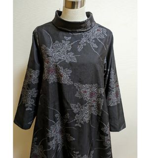 SOLD　着物リメイク　ワンピース　大島紬　M〜L(ひざ丈ワンピース)