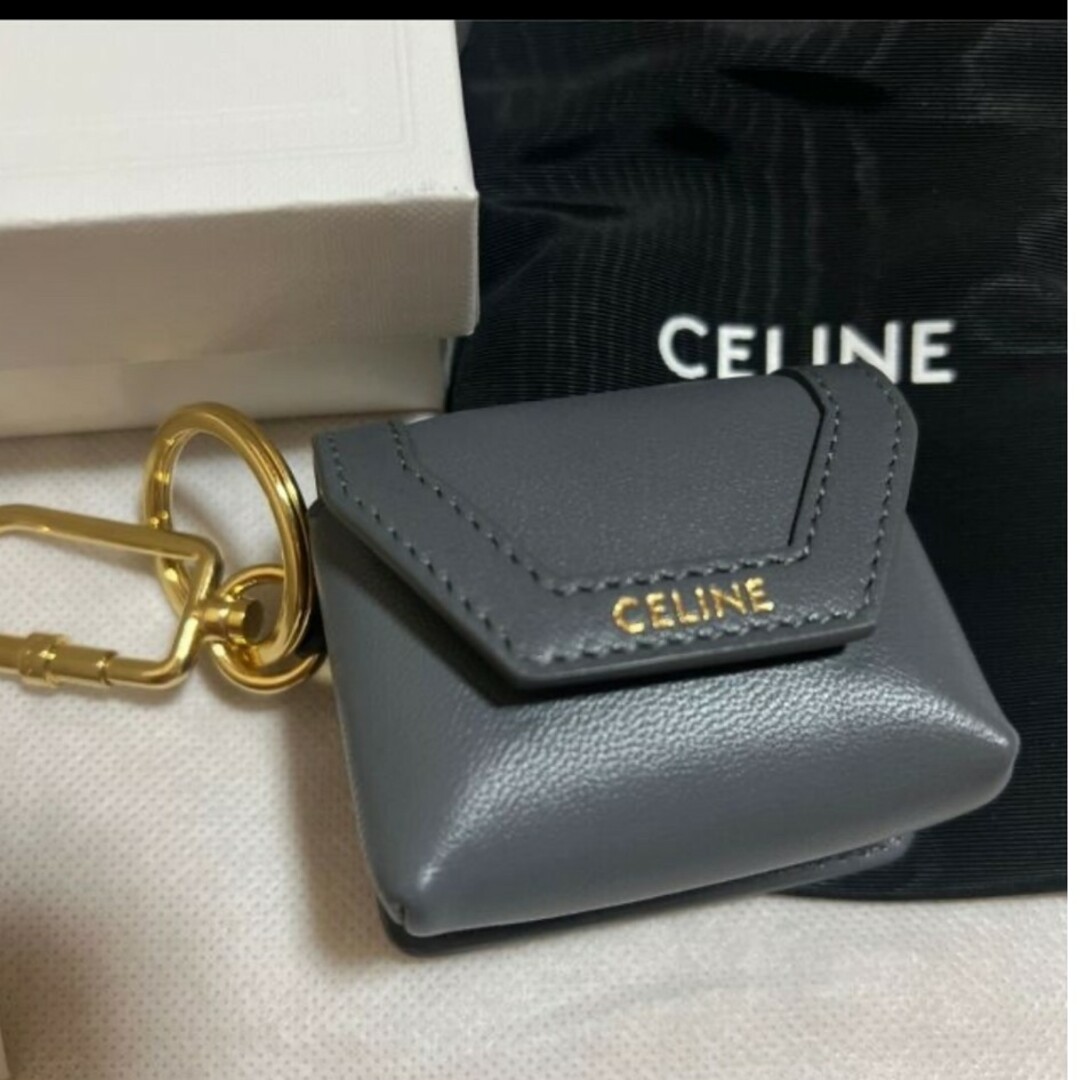 CELINE セリーヌAirPodsケース イヤホンケース その他 CELINE セリーヌAirPodsケース イヤホンケース その他