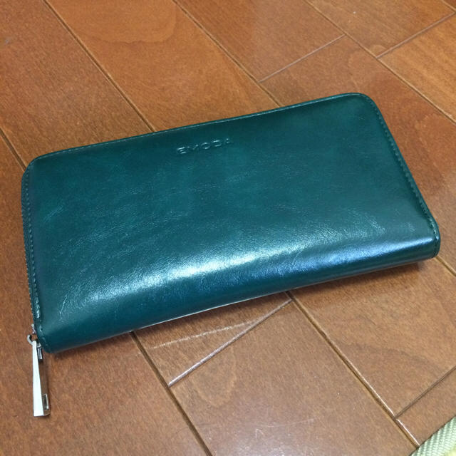 EMODA(エモダ)のEMODA 深緑色 長財布 レディースのファッション小物(財布)の商品写真