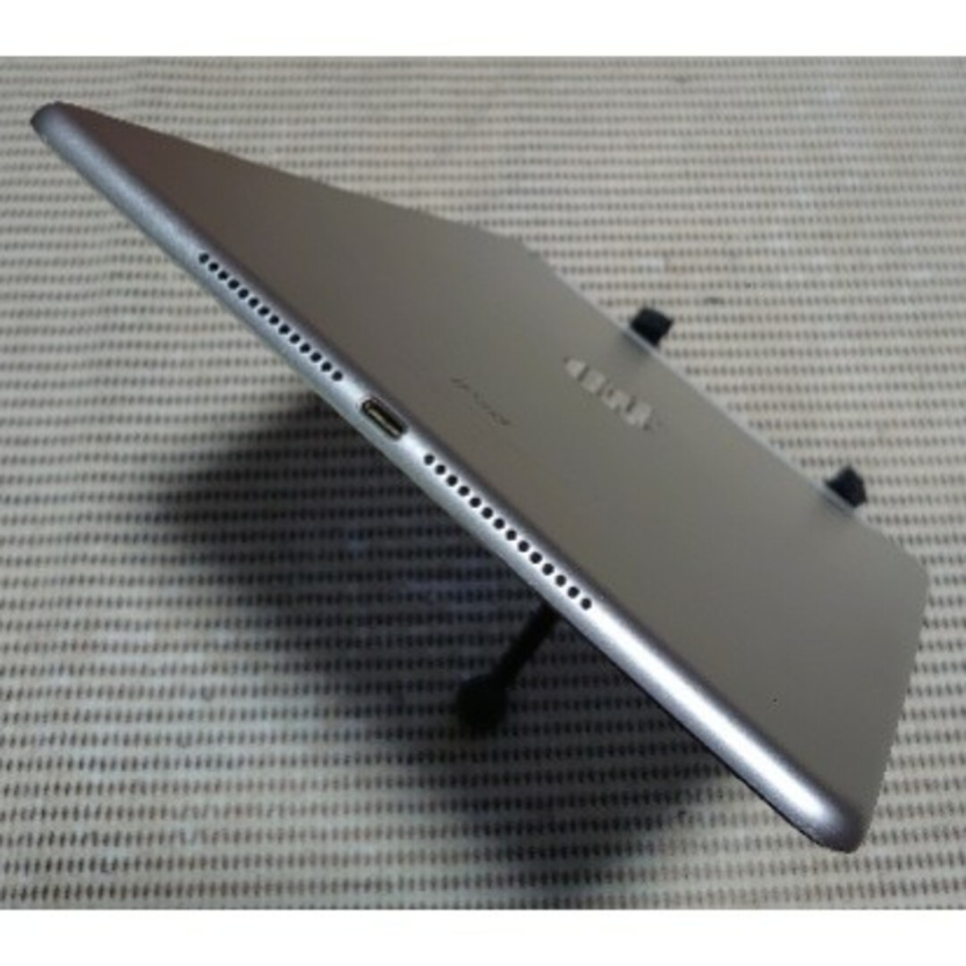iPad - MG5YM 完動品SIMフリーiPad Air2(A1567)本体64GB送料込の通販 ...