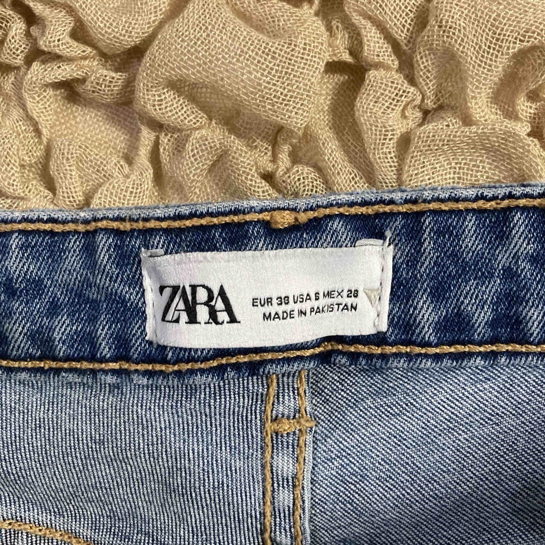 ZARA(ザラ)の【美品】ZARA デニム　スリムパンツ レディースのパンツ(デニム/ジーンズ)の商品写真