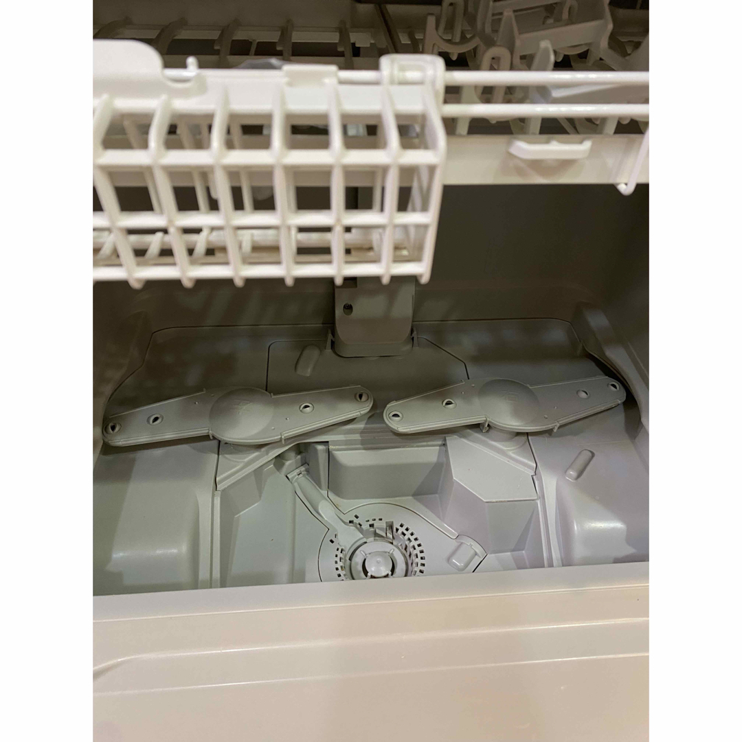 Panasonic(パナソニック)のPanasonic NP-TA3 食洗機2020年製 スマホ/家電/カメラの生活家電(食器洗い機/乾燥機)の商品写真