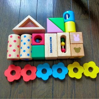 ミキハウス(mikihouse)のミキハウス　音がなる積み木　中古品(積み木/ブロック)