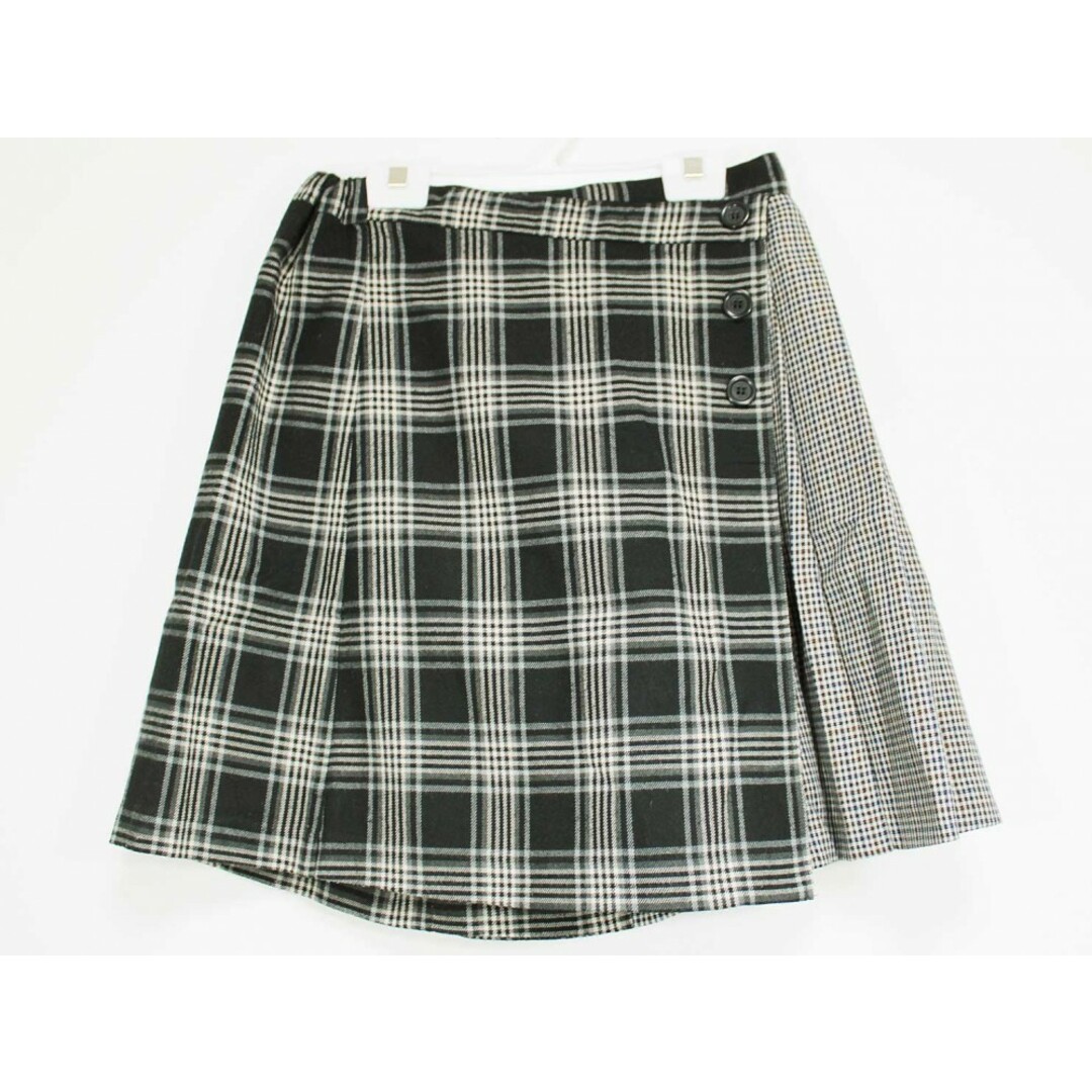 pom ponette(ポンポネット)の[ポンポネット/pom ponette]165cm ラップキュロットスカート 黒×アイボリー系【中古】子供服 キッズ kids ジュニア 女の子 秋冬 509032 キッズ/ベビー/マタニティのキッズ服女の子用(90cm~)(その他)の商品写真