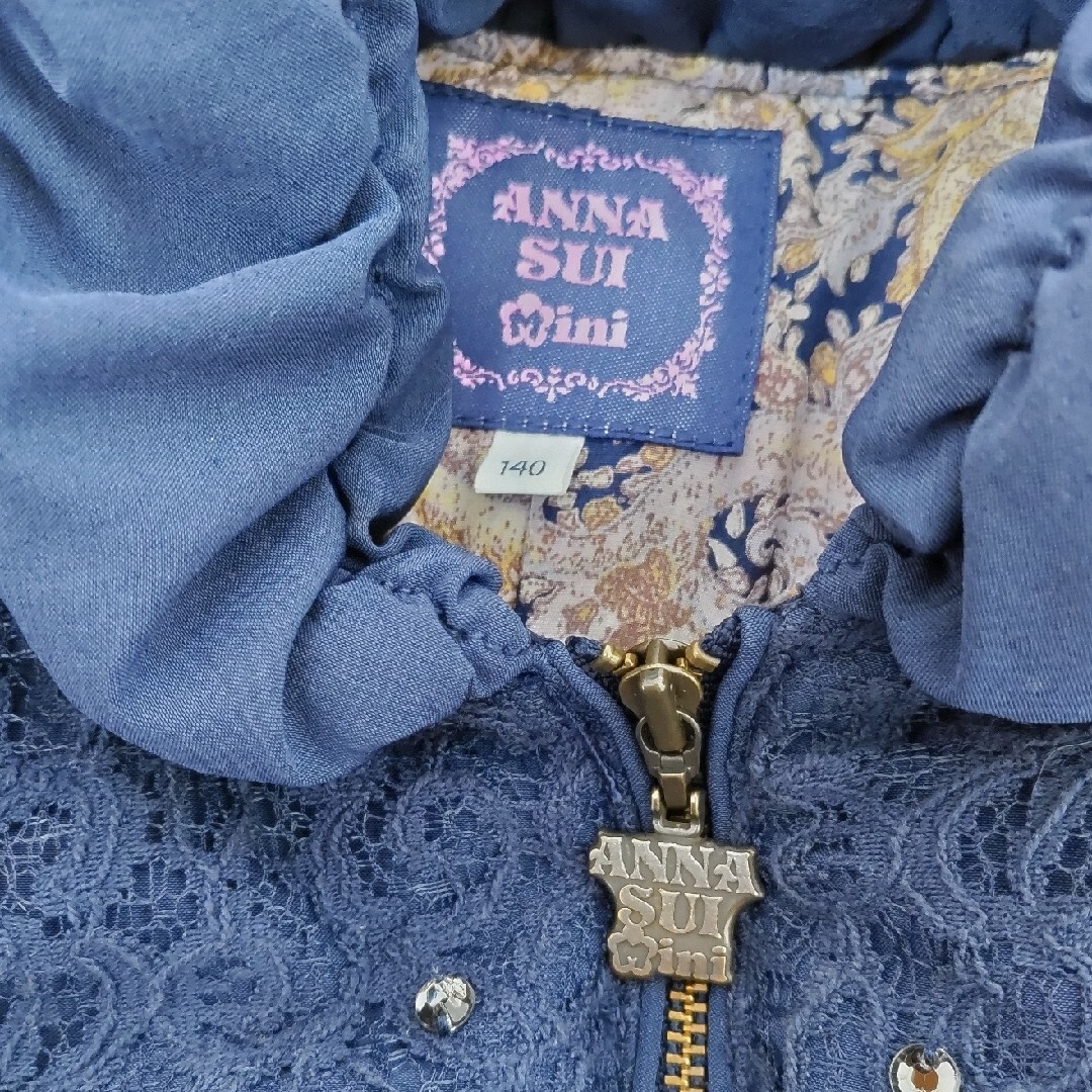 ANNA SUI mini(アナスイミニ)のアナスイミニ　ダウンコート　140 キッズ/ベビー/マタニティのキッズ服女の子用(90cm~)(コート)の商品写真