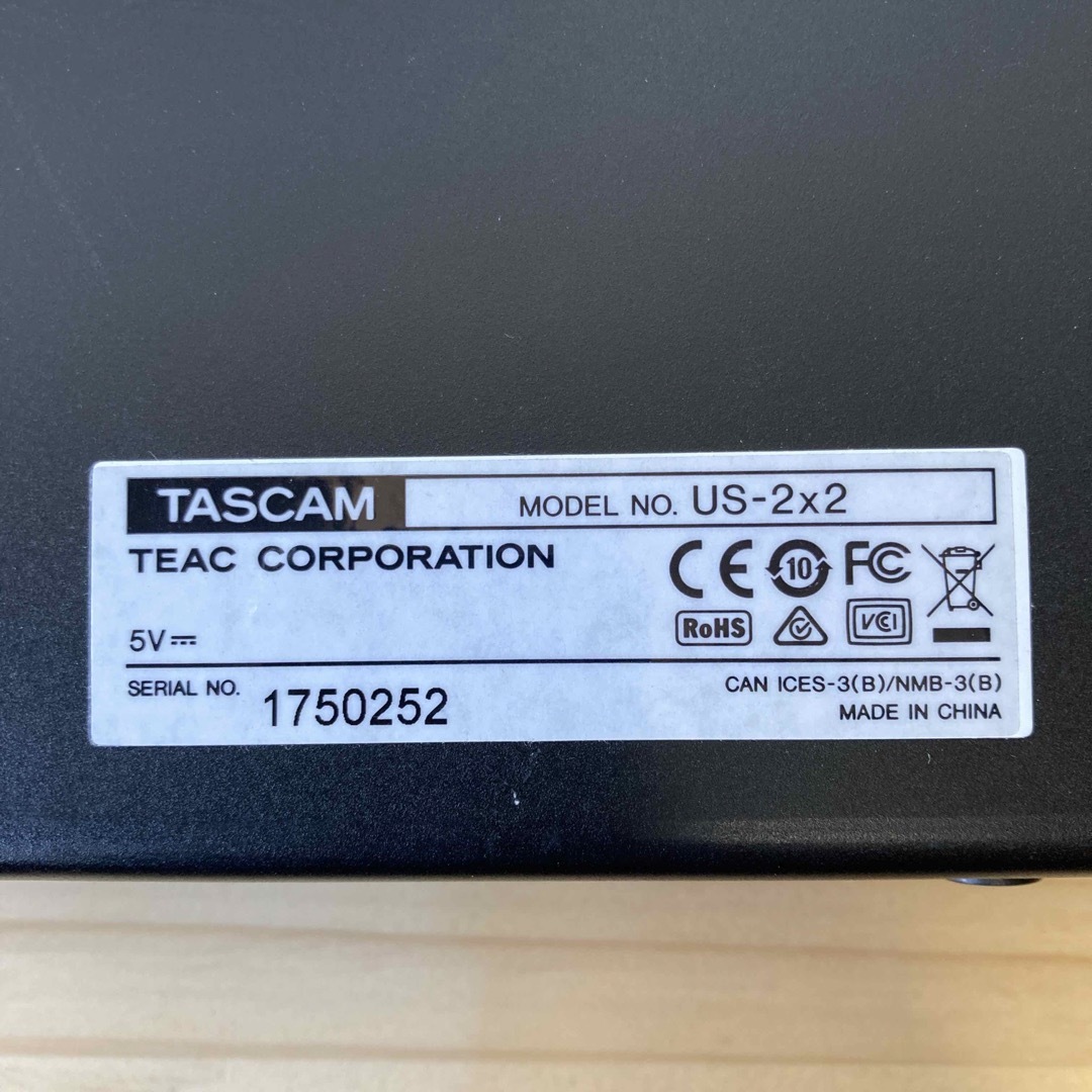 TASCAM US-2x2 オーディオインターフェース USBケーブル付き 楽器のDTM/DAW(オーディオインターフェイス)の商品写真