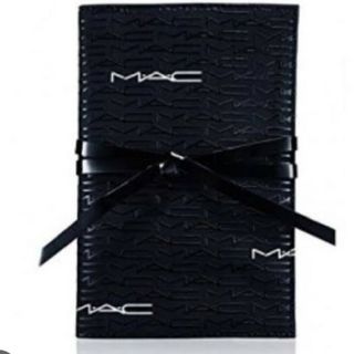 マック(MAC)の最終値下げ！MAC ブラシケース 限定品 中古(ブラシ・チップ)