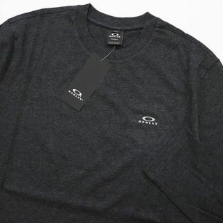 オークリー(Oakley)の(新品) OAKLEY　長袖 Tシャツ ロンT(Tシャツ/カットソー(七分/長袖))