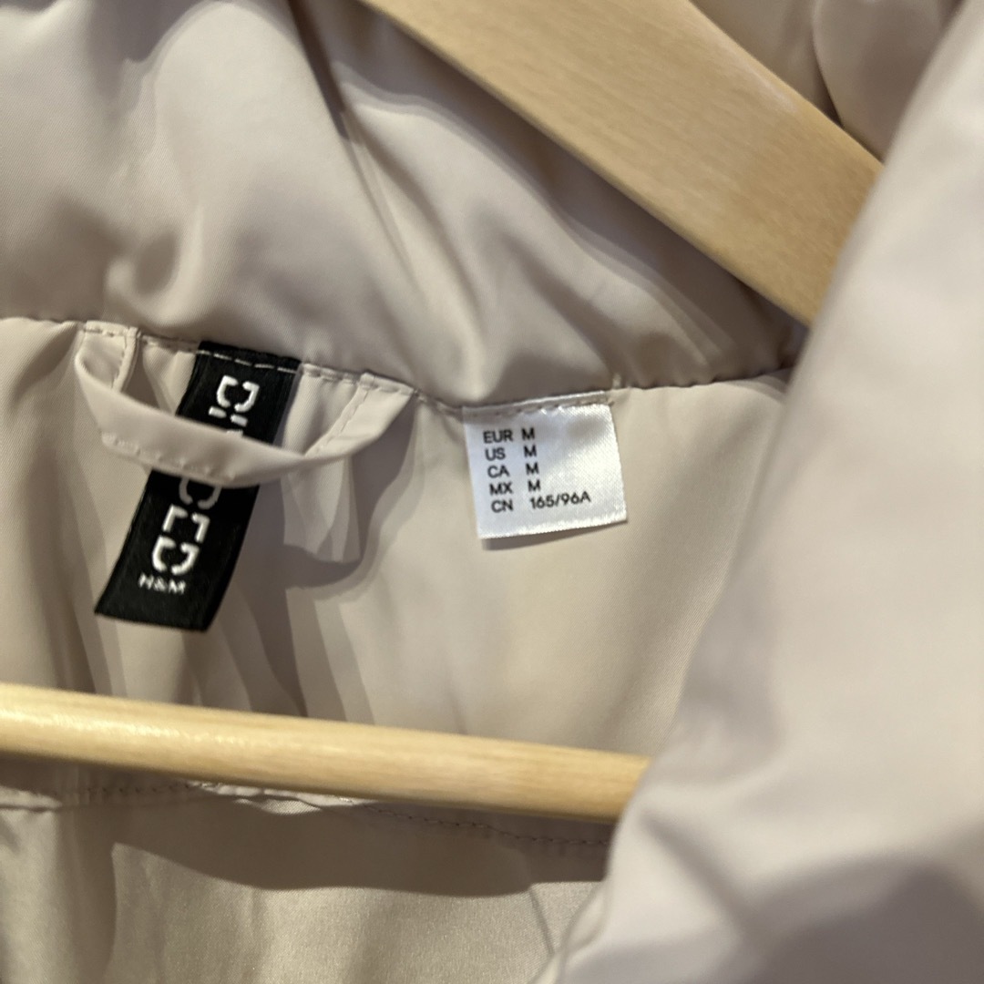 H&H(エイチアンドエイチ)のH&M ダウンコート レディースのジャケット/アウター(ダウンジャケット)の商品写真