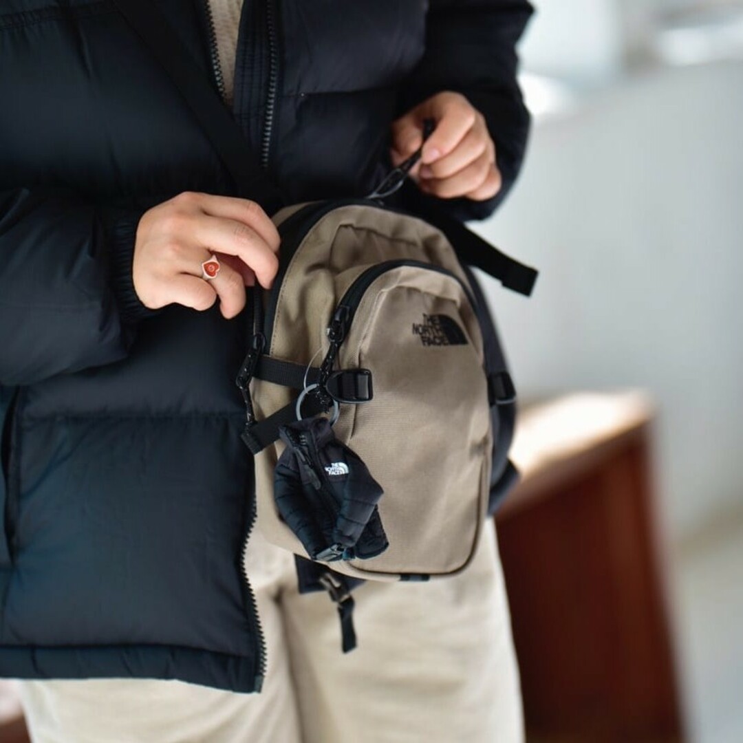 THE NORTH FACE ミニヌプシジャケット キーホルダー - キーホルダー THE NORTH FACE ミニヌプシジャケット キーホルダー - キーホルダー