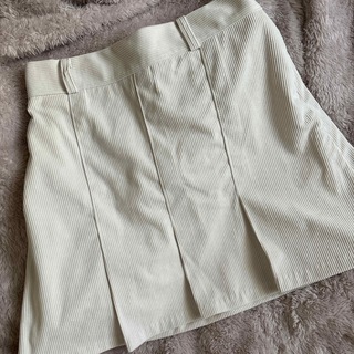 韓国製　ifu スエードプリーツスカート　ホンデ・明洞のショップ(ミニスカート)