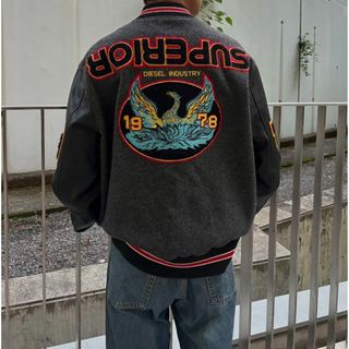 DIESEL - DIESEL ディーゼル バックロゴ入 スタジャン 山羊革使用 美品