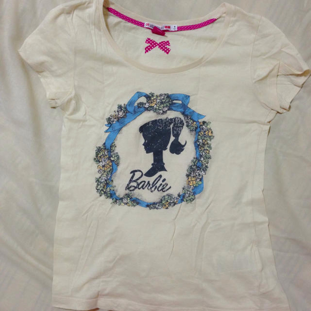 Barbie(バービー)のBarbie UT コラボTシャツ レディースのトップス(Tシャツ(半袖/袖なし))の商品写真