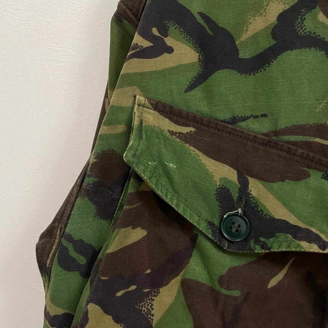イギリス軍　ＤＰＷ　コンバット　ミリタリー　ジャケット　カモフラ メンズのジャケット/アウター(ミリタリージャケット)の商品写真