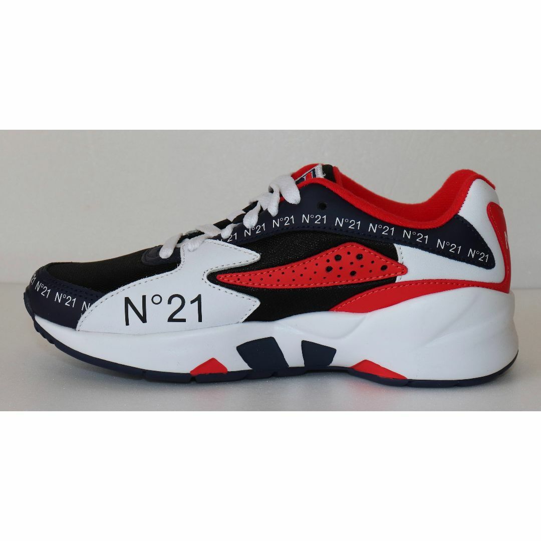 FILA(フィラ)の新品 N°21 FILA ヌメロヴェントゥーノ スニーカー 22.5 1031 レディースの靴/シューズ(スニーカー)の商品写真