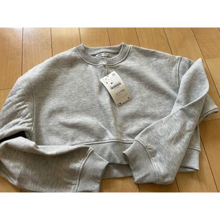 ザラ(ZARA)のさくは様専用zara クロップド丈スエット(トレーナー/スウェット)