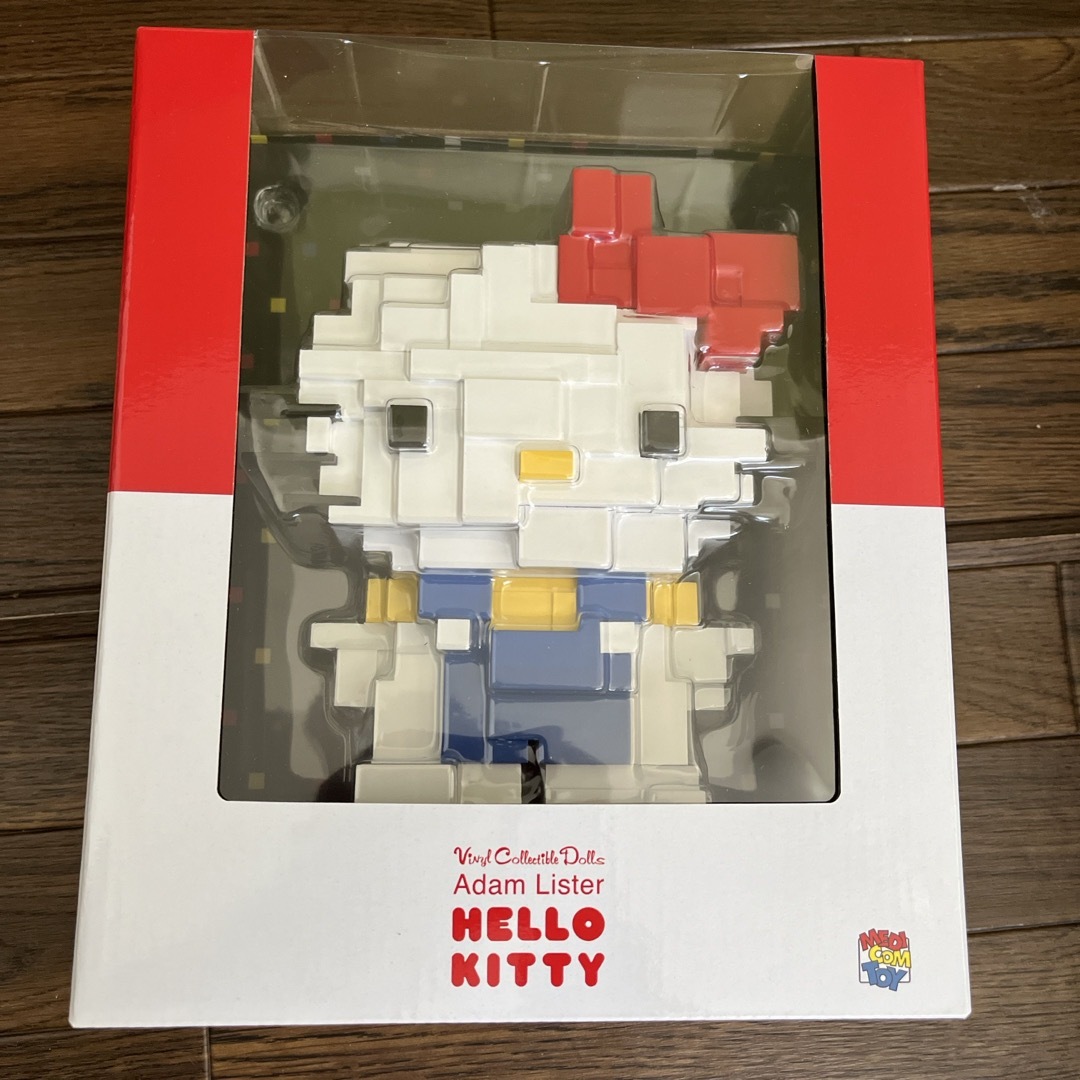 MEDICOM TOY(メディコムトイ)のAdam Lister Hello Kitty メディカムトイ　新品未使用 エンタメ/ホビーのおもちゃ/ぬいぐるみ(キャラクターグッズ)の商品写真