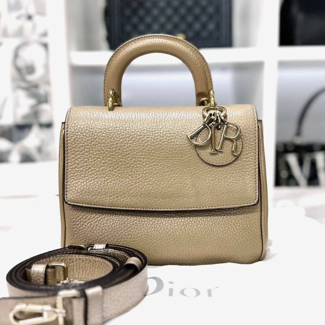 Christian Dior(クリスチャンディオール)の美品☆　ディオール　ビーディオール　ミニ　レザー　2way　ハンドバッグ レディースのバッグ(ハンドバッグ)の商品写真