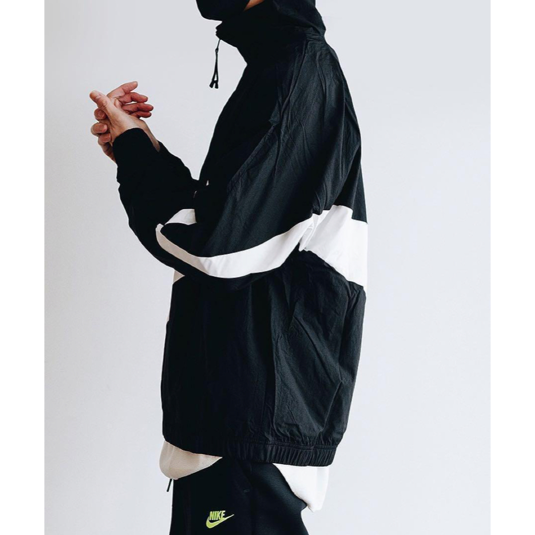 NIKE(ナイキ)のNIKE HBR STMT WOVEN JACKET ウーブン ジャケット メンズのジャケット/アウター(ナイロンジャケット)の商品写真