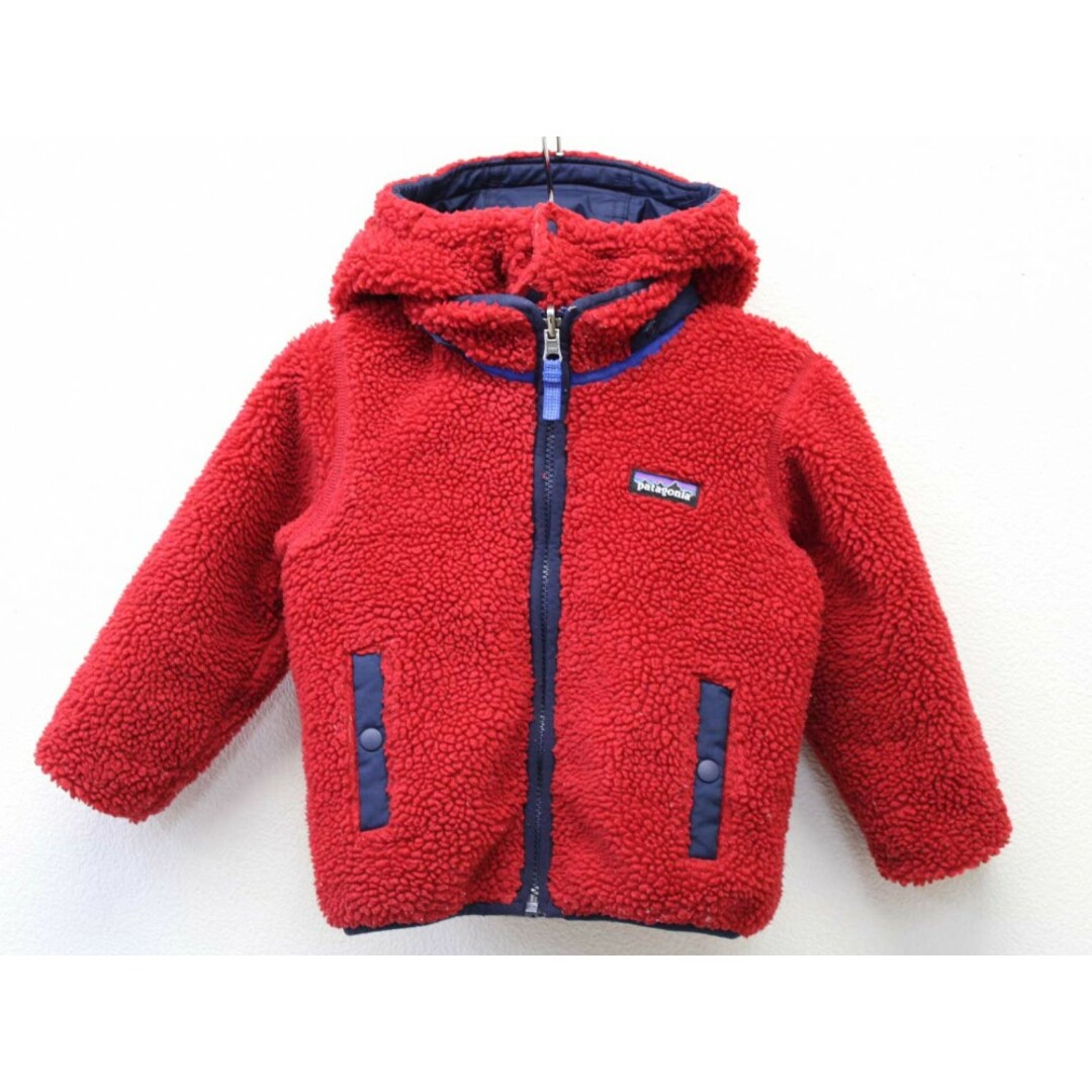 patagonia(パタゴニア)の【冬物 新入荷!】◇パタゴニア/Patagonia◇95cm リバーシブルトリブルズフーディ/中綿ブルゾン/ジャンパー 濃紺×青＆赤【中古】子供服 キッズ kids 男の子 冬 201132 キッズ/ベビー/マタニティのキッズ服女の子用(90cm~)(ジャケット/上着)の商品写真