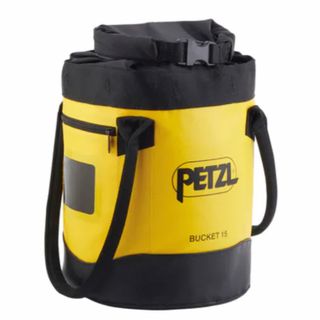 ペツル(PETZL)の新品　ペツル バケット 15 イエロー (登山用品)