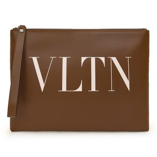 ヴァレンティノ(VALENTINO)のヴァレンティノ VLTN ロゴ ポーチ クラッチバッグ カーフスキン レザー スタッズ ブラウン ホワイト 茶 白 シルバー金具 RY2P0299LVN VALENTINO（未使用　展示品）(セカンドバッグ/クラッチバッグ)