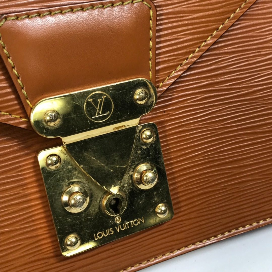 ルイヴィトン LOUIS VUITTON ポシェット セリエ ドラゴンヌ M52613 エピ ポーチ カバン セカンドバッグ エピレザー  ケニアブラウン ブラウン