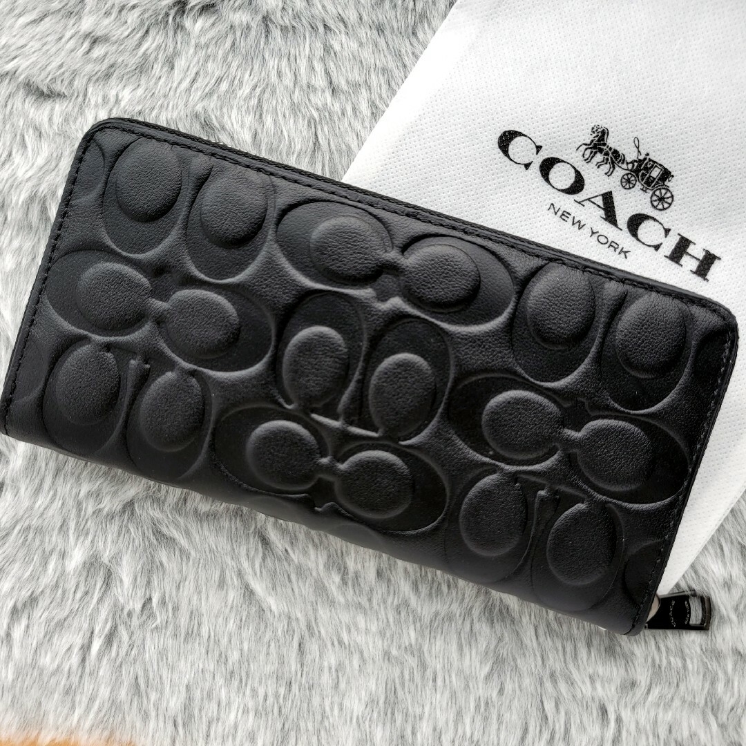 COACH  コーチ　アウトレット　ブラックエンボス　長財布　新品