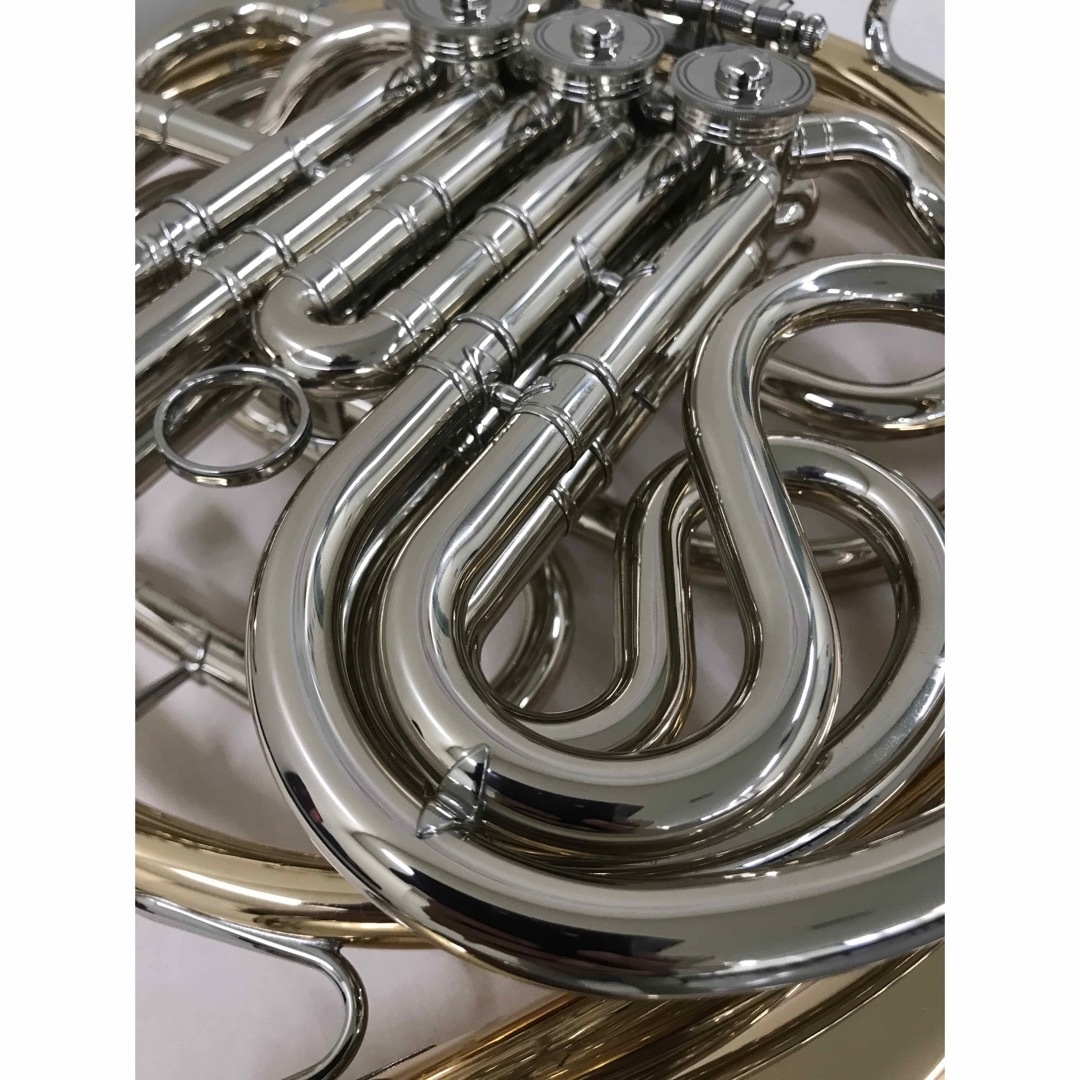 ヤマハ(ヤマハ)のYAMAHA　YHR-868GD ホルン　フルダブルホルン　クルスペタイプ 楽器の管楽器(ホルン)の商品写真