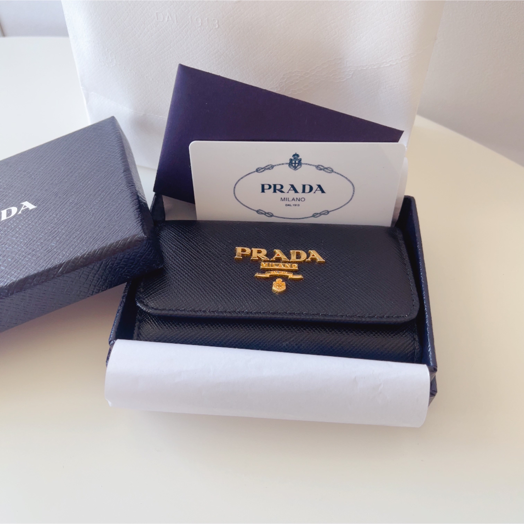 PRADA(プラダ)のPRADA プラダ　サフィアーノレザー キーケース レディースのファッション小物(キーケース)の商品写真